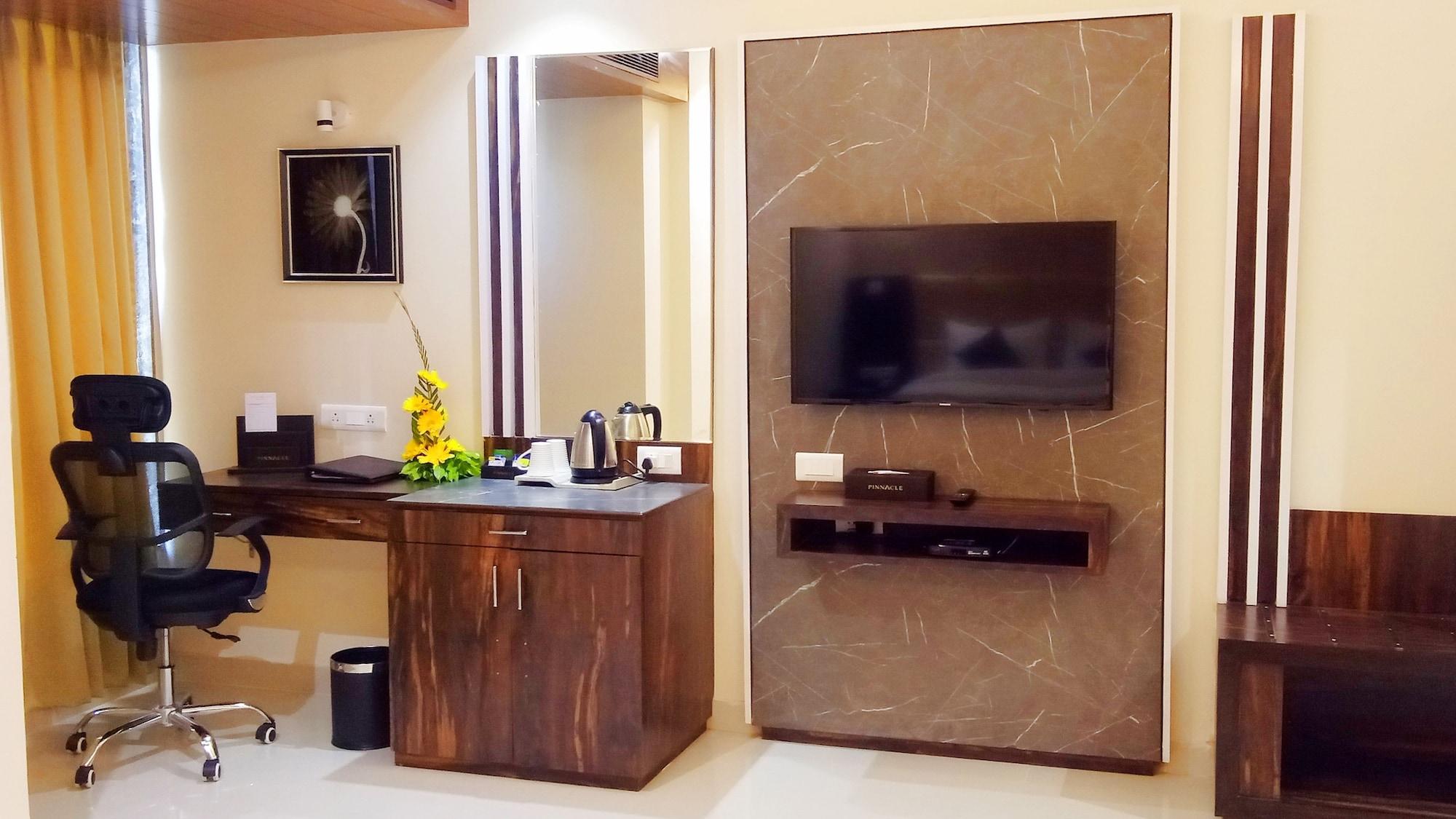Pinnacle By Click Hotels, Lucknow Extérieur photo