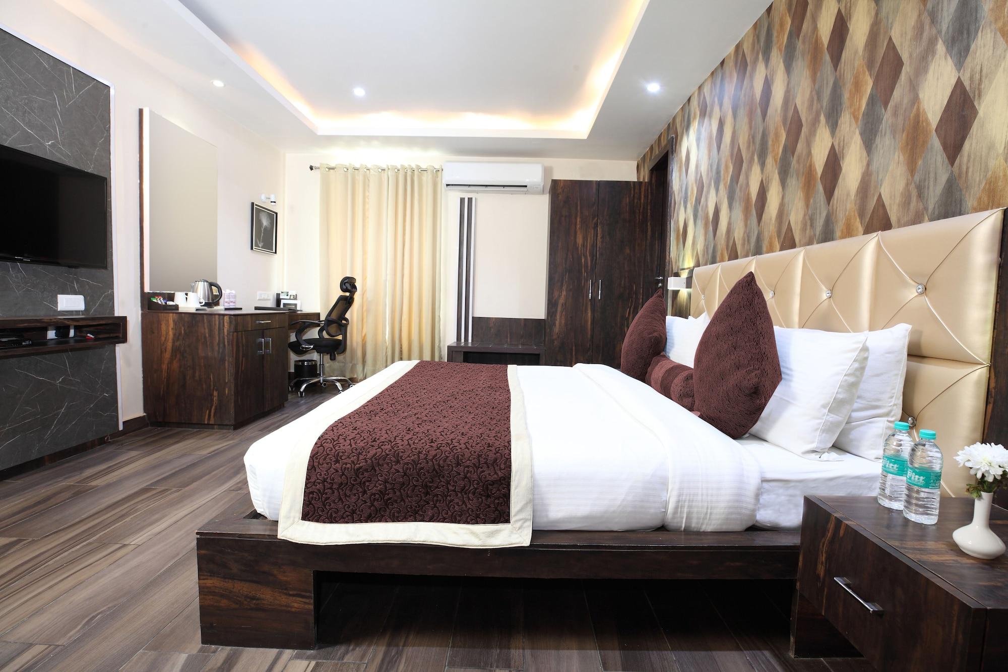 Pinnacle By Click Hotels, Lucknow Extérieur photo