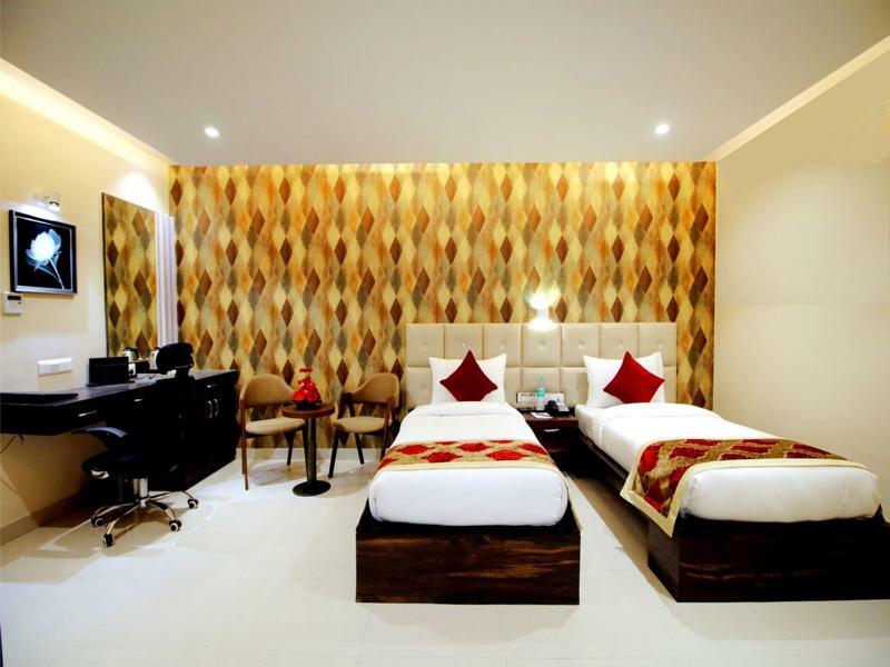 Pinnacle By Click Hotels, Lucknow Extérieur photo