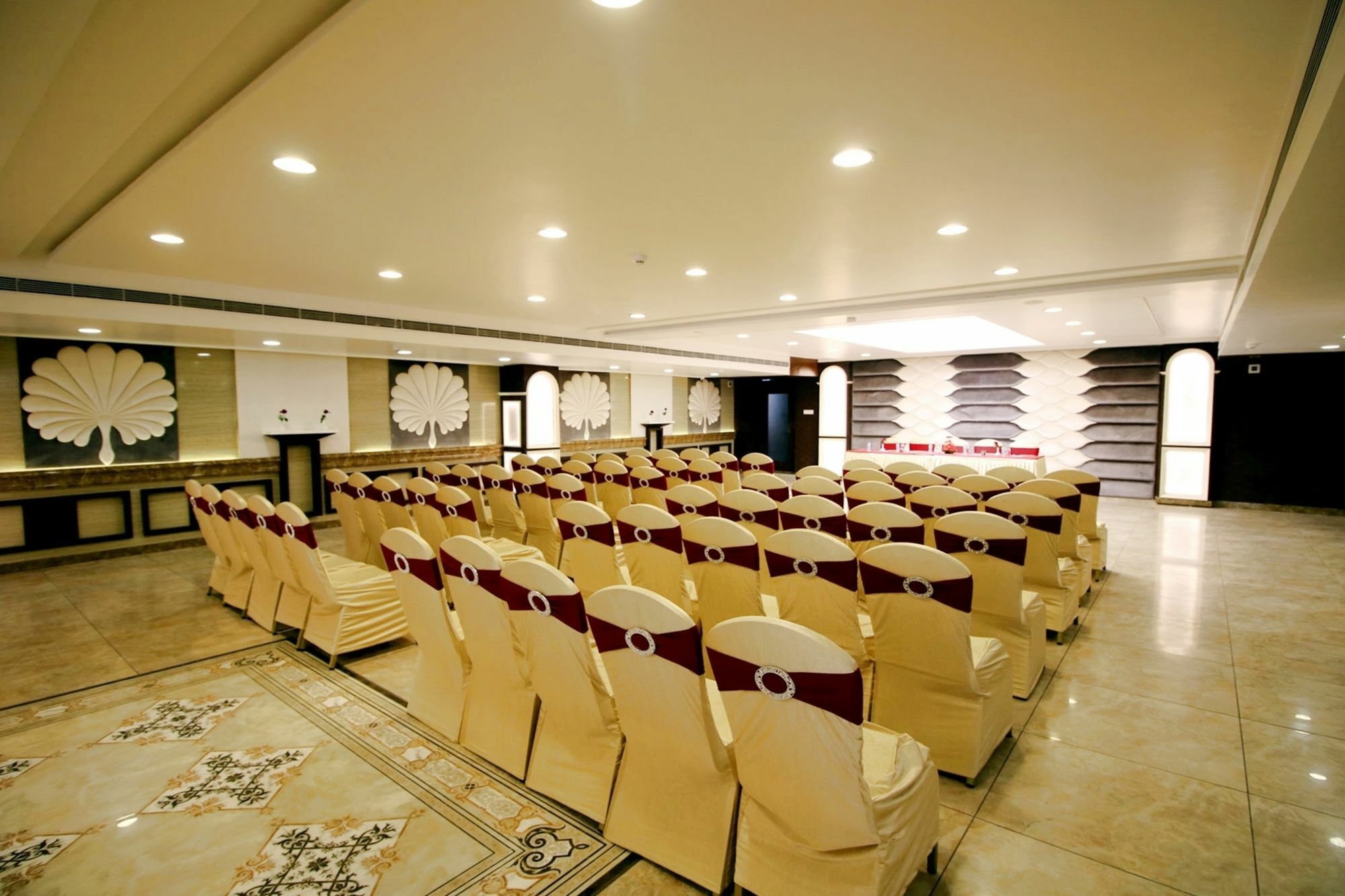 Pinnacle By Click Hotels, Lucknow Extérieur photo