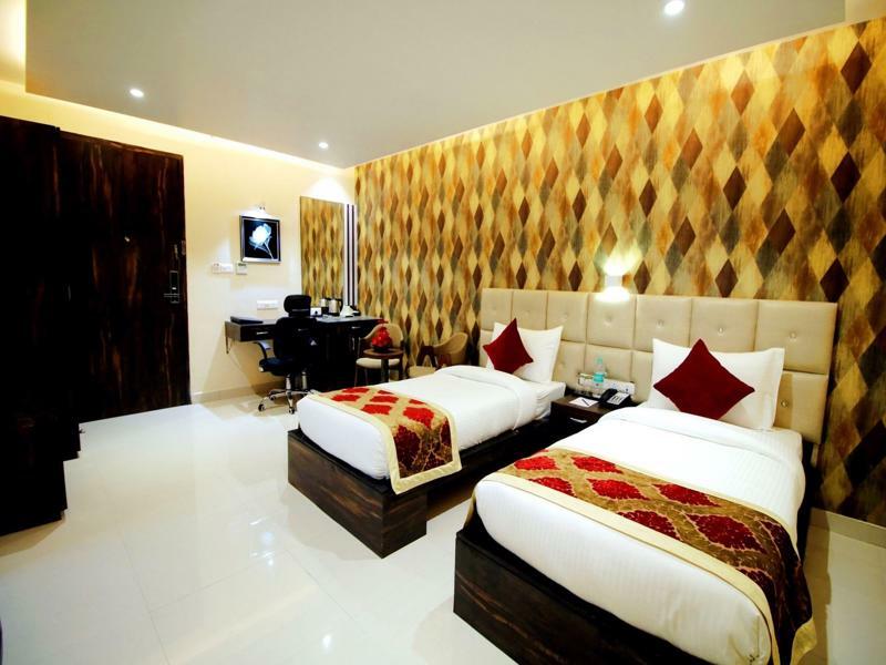 Pinnacle By Click Hotels, Lucknow Extérieur photo